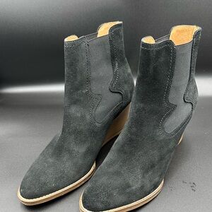 Black Suede Andre Assous Palmer Wedge Chelsea Western-Style Booties Size 9.5